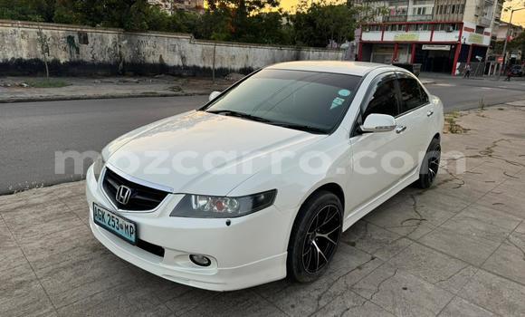 Nunua Ilio tumika Honda Accord Nyeupe Gari ndani ya Maputo nchini Maputo Nunua Ilio tumika Honda Accord Nyeupe Gari ndani ya Maputo nchini Maputo