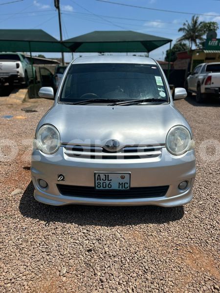 Big with watermark toyota sienta maputo maputo 32028