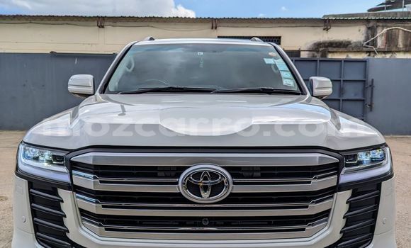 Buy New Toyota Land Cruiser White Car in Maputo in Maputo Buy New Toyota Land Cruiser White Car in Maputo in Maputo