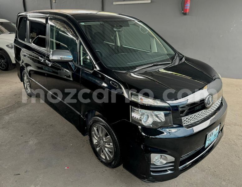 Big with watermark toyota voxy maputo maputo 32036