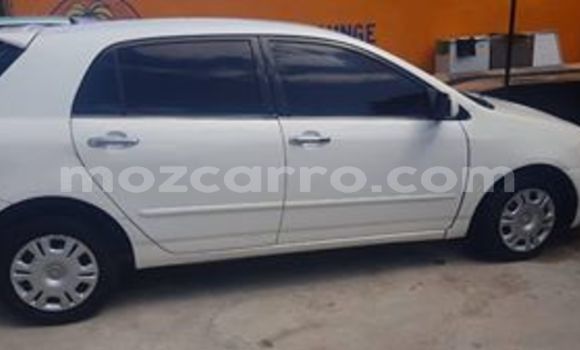 Comprar Usado Toyota Runx Branco Carro em Maputo em Maputo Comprar Usado Toyota Runx Branco Carro em Maputo em Maputo