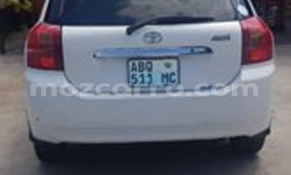 Comprar Usado Toyota Runx Branco Carro em Maputo em Maputo Comprar Usado Toyota Runx Branco Carro em Maputo em Maputo