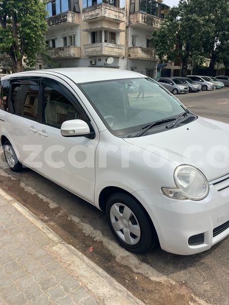 Big with watermark toyota sienta maputo maputo 32048