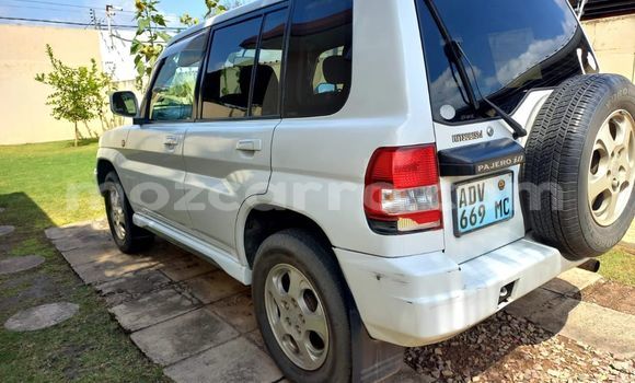 Tenga Tsaru Mitsubishi Pajero iO Chena Mota in Maputo in Maputo Tenga Tsaru Mitsubishi Pajero iO Chena Mota in Maputo in Maputo