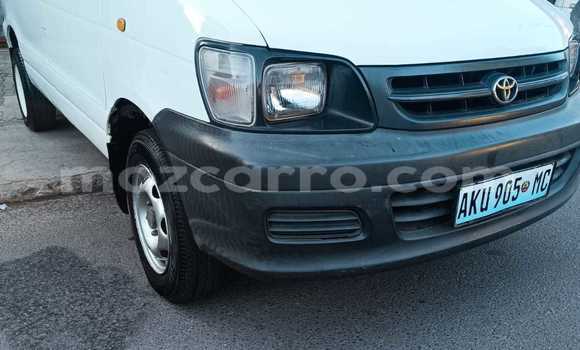 Nunua Ilio tumika Toyota Hiace Nyeupe Gari ndani ya Maputo nchini Maputo Nunua Ilio tumika Toyota Hiace Nyeupe Gari ndani ya Maputo nchini Maputo