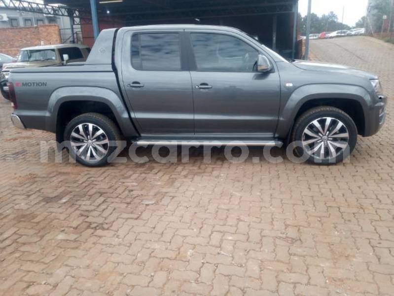 Big with watermark volkswagen amarok sofala beira 32056