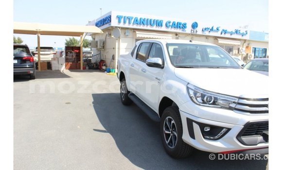 Buy Import Toyota Hilux White Car in Import - Dubai in Cabo Delgado Buy Import Toyota Hilux White Car in Import - Dubai in Cabo Delgado