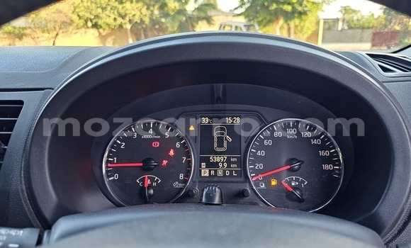 Comprar Novo Nissan X-Trail Preto Carro em Maputo em Maputo Comprar Novo Nissan X-Trail Preto Carro em Maputo em Maputo