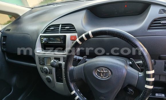 Buy Used Toyota Ractis Blue Car in Maputo in Maputo Buy Used Toyota Ractis Blue Car in Maputo in Maputo
