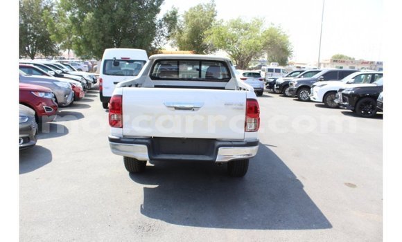 Buy Import Toyota Hilux White Car in Import - Dubai in Cabo Delgado Buy Import Toyota Hilux White Car in Import - Dubai in Cabo Delgado