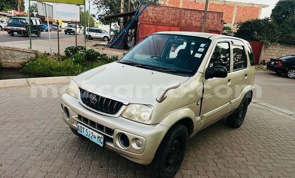 Nunua Ilio tumika Toyota Cami Nyingine Gari ndani ya Maputo nchini Maputo