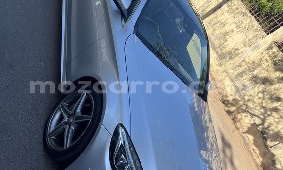 Comprar Usado Mercedes-Benz C-Classe De outros Carro em Maputo em Maputo Comprar Usado Mercedes-Benz C-Classe De outros Carro em Maputo em Maputo