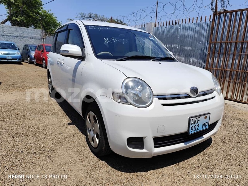 Big with watermark toyota sienta maputo maputo 32084