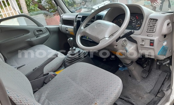 Comprar Usado Toyota Dyna Branco Carro em Maputo em Maputo Comprar Usado Toyota Dyna Branco Carro em Maputo em Maputo
