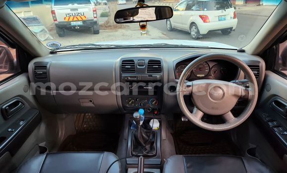 Tenga Tsaru Isuzu KB Chena Mota in Maputo in Maputo Tenga Tsaru Isuzu KB Chena Mota in Maputo in Maputo