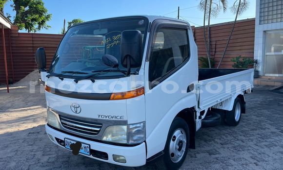 Comprar Novo Toyota Town Ace Branco Carro em Maputo em Maputo