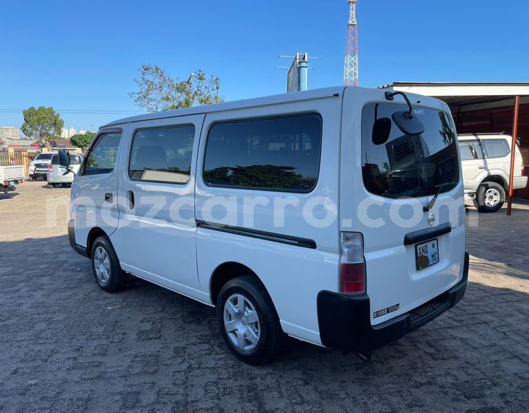 Big with watermark nissan caravan maputo maputo 32103