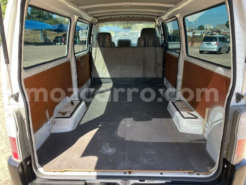 Big with watermark nissan caravan maputo maputo 32103