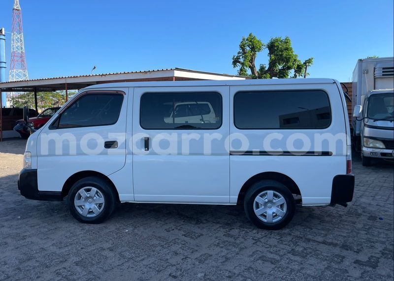 Big with watermark nissan caravan maputo maputo 32103