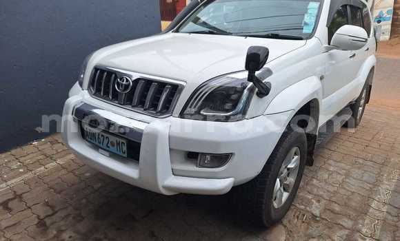 Comprar Usado Toyota Prado Branco Carro em Maputo em Maputo Comprar Usado Toyota Prado Branco Carro em Maputo em Maputo