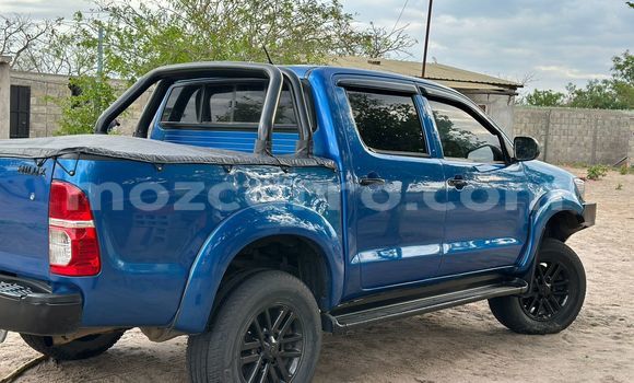 Nunua Ilio tumika Toyota Hilux Bluu Gari ndani ya Maputo nchini Maputo Nunua Ilio tumika Toyota Hilux Bluu Gari ndani ya Maputo nchini Maputo
