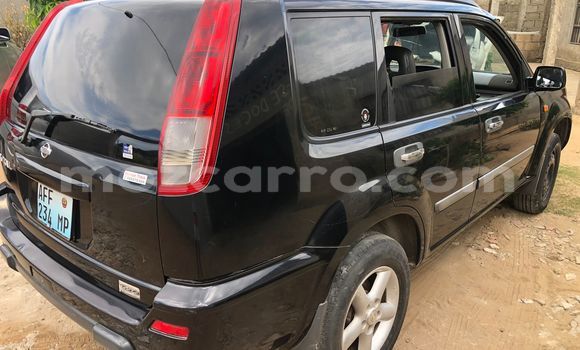 Nunua Ilio tumika Nissan X-Trail Nyeusi Gari ndani ya Maputo nchini Maputo Nunua Ilio tumika Nissan X-Trail Nyeusi Gari ndani ya Maputo nchini Maputo