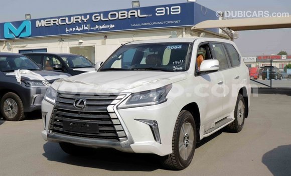 Comprar Importar Lexus LX Branco Carro em Import - Dubai em Cabo Delgado Comprar Importar Lexus LX Branco Carro em Import - Dubai em Cabo Delgado