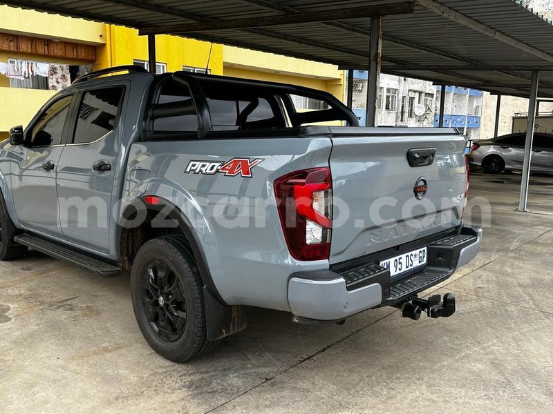 Big with watermark nissan navara maputo maputo 32124