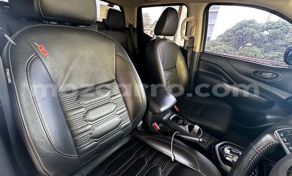 Comprar Novo Nissan Navara Prata Carro em Maputo em Maputo Comprar Novo Nissan Navara Prata Carro em Maputo em Maputo