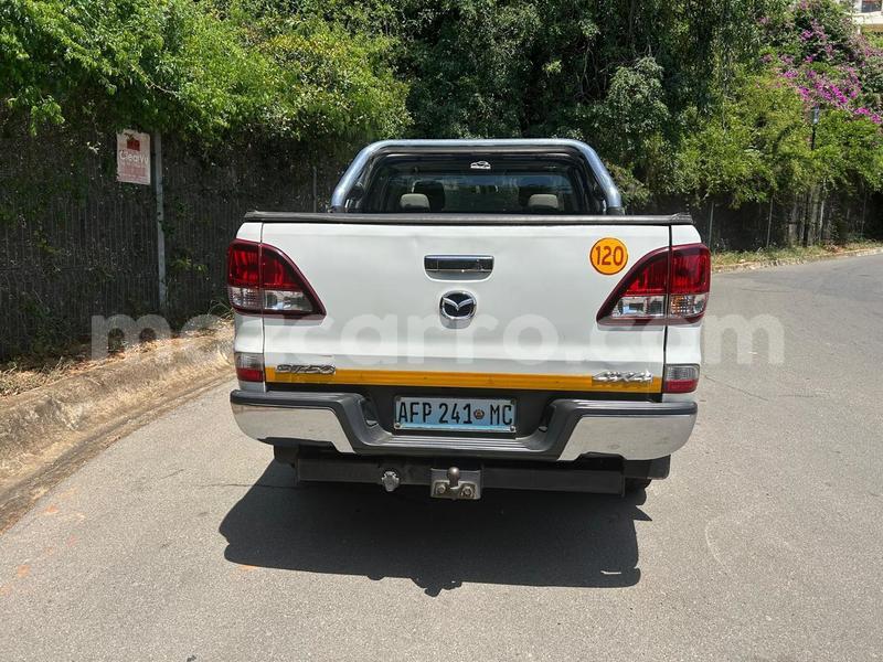 Big with watermark mazda bt 50 maputo maputo 32125