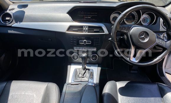 Buy Used Mercedes‒Benz 300–Series Other Car in Maputo in Maputo Buy Used Mercedes‒Benz 300–Series Other Car in Maputo in Maputo