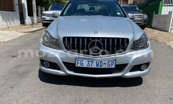 Buy Used Mercedes‒Benz 300–Series Other Car in Maputo in Maputo Buy Used Mercedes‒Benz 300–Series Other Car in Maputo in Maputo