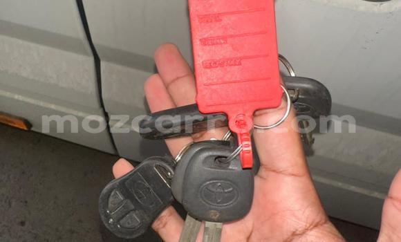 Nunua Ilio tumika Toyota Coaster Nyeupe Gari ndani ya Maputo nchini Maputo Nunua Ilio tumika Toyota Coaster Nyeupe Gari ndani ya Maputo nchini Maputo