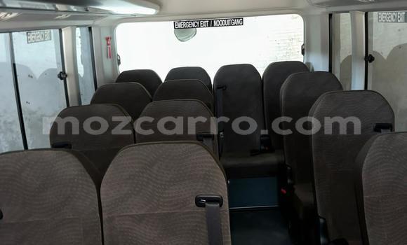 Nunua Ilio tumika Toyota Coaster Nyeupe Gari ndani ya Maputo nchini Maputo Nunua Ilio tumika Toyota Coaster Nyeupe Gari ndani ya Maputo nchini Maputo