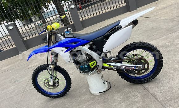 Buy Used ZX Landmark Red Car in Maputo in Maputo Buy Used ZX Landmark Red Car in Maputo in Maputo