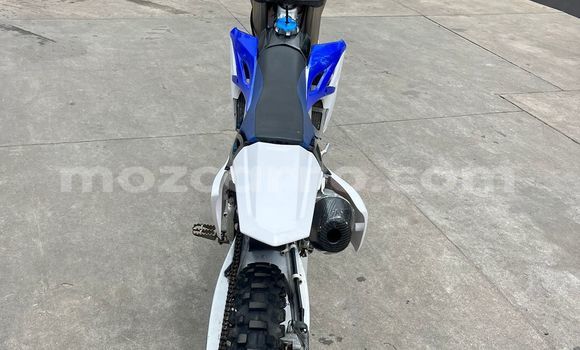 Buy Used ZX Landmark Red Car in Maputo in Maputo Buy Used ZX Landmark Red Car in Maputo in Maputo