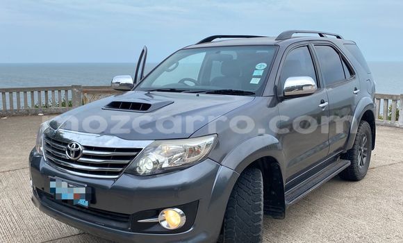 Nunua Ilio tumika Toyota Fortuner Nyingine Gari ndani ya Maputo nchini Maputo Nunua Ilio tumika Toyota Fortuner Nyingine Gari ndani ya Maputo nchini Maputo