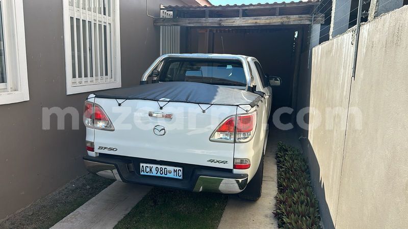 Big with watermark mazda bt 50 maputo maputo 32136