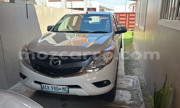 Buy Used Mazda BT-50 White Car in Maputo in Maputo Buy Used Mazda BT-50 White Car in Maputo in Maputo
