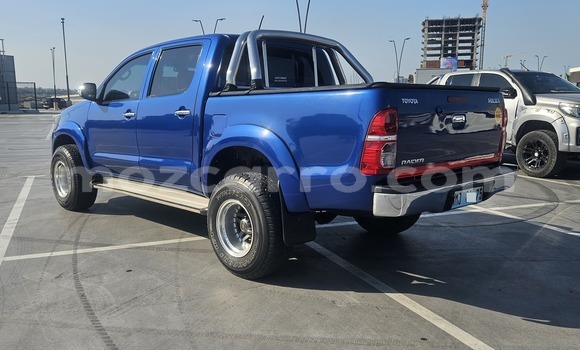 Nunua Ilio tumika Toyota Hilux Bluu Gari ndani ya Maputo nchini Maputo Nunua Ilio tumika Toyota Hilux Bluu Gari ndani ya Maputo nchini Maputo