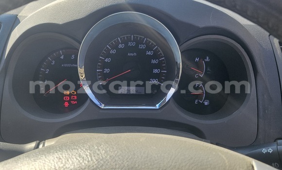 Nunua Ilio tumika Toyota Hilux Bluu Gari ndani ya Maputo nchini Maputo Nunua Ilio tumika Toyota Hilux Bluu Gari ndani ya Maputo nchini Maputo