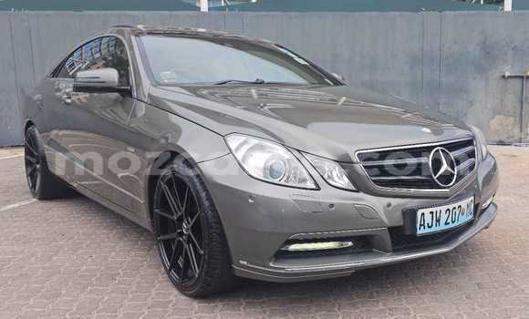 Buy Used Mercedes-Benz E-Classe Brown Car in Maputo in Maputo Buy Used Mercedes-Benz E-Classe Brown Car in Maputo in Maputo
