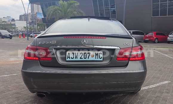 Buy Used Mercedes-Benz E-Classe Brown Car in Maputo in Maputo Buy Used Mercedes-Benz E-Classe Brown Car in Maputo in Maputo