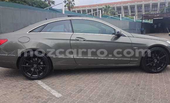 Buy Used Mercedes-Benz E-Classe Brown Car in Maputo in Maputo Buy Used Mercedes-Benz E-Classe Brown Car in Maputo in Maputo
