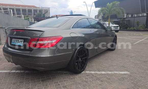 Buy Used Mercedes-Benz E-Classe Brown Car in Maputo in Maputo Buy Used Mercedes-Benz E-Classe Brown Car in Maputo in Maputo