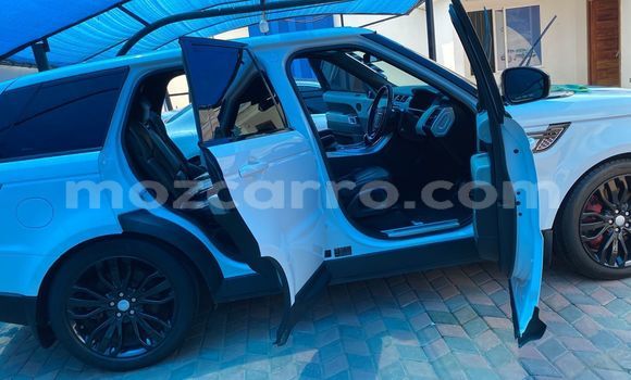 Nunua Ilio tumika Range Rover Range Rover Nyeupe Gari ndani ya Maputo nchini Maputo Nunua Ilio tumika Range Rover Range Rover Nyeupe Gari ndani ya Maputo nchini Maputo