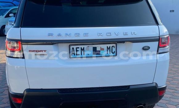 Nunua Ilio tumika Range Rover Range Rover Nyeupe Gari ndani ya Maputo nchini Maputo Nunua Ilio tumika Range Rover Range Rover Nyeupe Gari ndani ya Maputo nchini Maputo