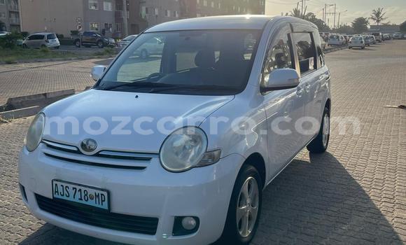 Tenga Tsaru Toyota Sienta Chena Mota in Maputo in Maputo Tenga Tsaru Toyota Sienta Chena Mota in Maputo in Maputo