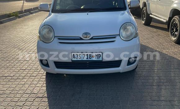 Tenga Tsaru Toyota Sienta Chena Mota in Maputo in Maputo Tenga Tsaru Toyota Sienta Chena Mota in Maputo in Maputo