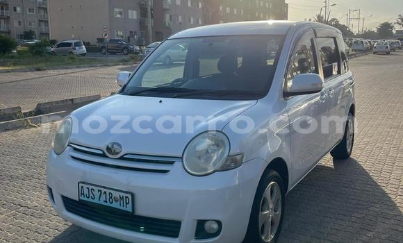 Tenga Tsaru Toyota Sienta Chena Mota in Maputo in Maputo Tenga Tsaru Toyota Sienta Chena Mota in Maputo in Maputo